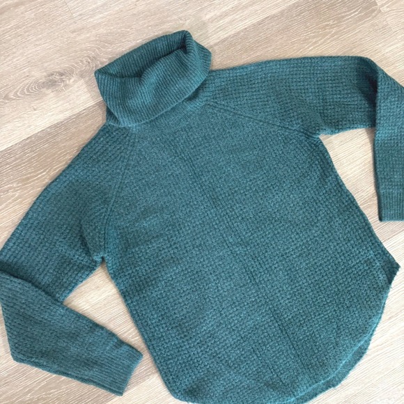 Kuhl Sweaters - KUHL Waffle Knit Turtleneck Sweater Womens Medium Teal Green 4411 Raglan